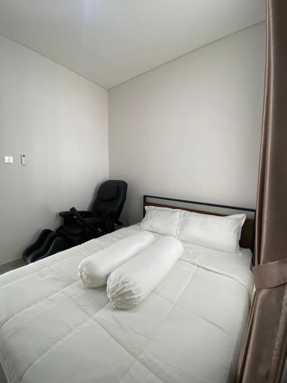 Villa Ku Villa Mu Semarang Exteriér fotografie