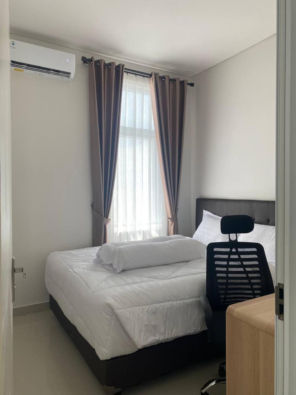 Villa Ku Villa Mu Semarang Exteriér fotografie